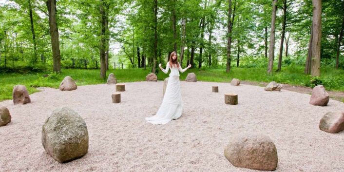 Miejsca z dziwną energią w Polsce – tajemniczy krajobraz i miejsca mocy